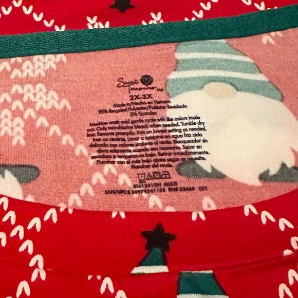 NEW SZ 2X-3X RED HOLIDAY GNOMES CHRISTMAS SLEEPWEAR SHIRT GOWN WITH POCKETS - Picture 10 of 10